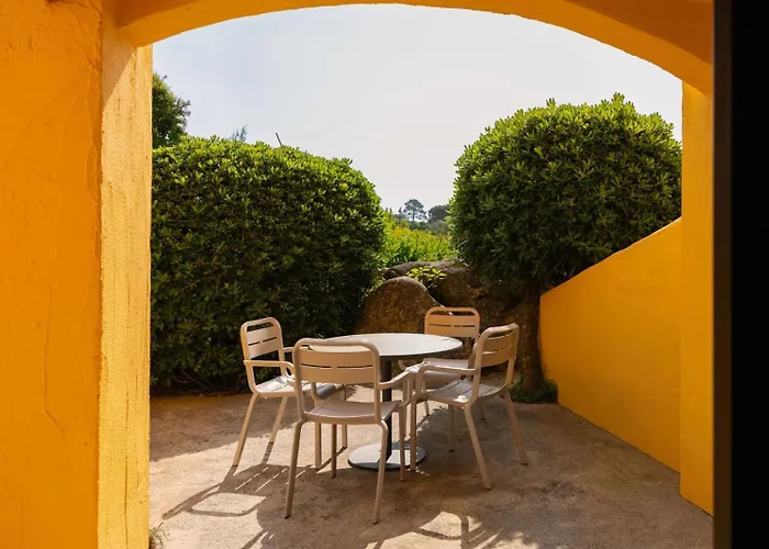 Paese Serenu Aparthotel