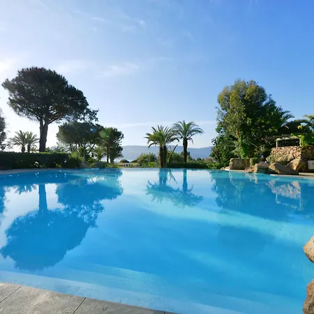 Apartahotel Résidence Paese Serenu 3*